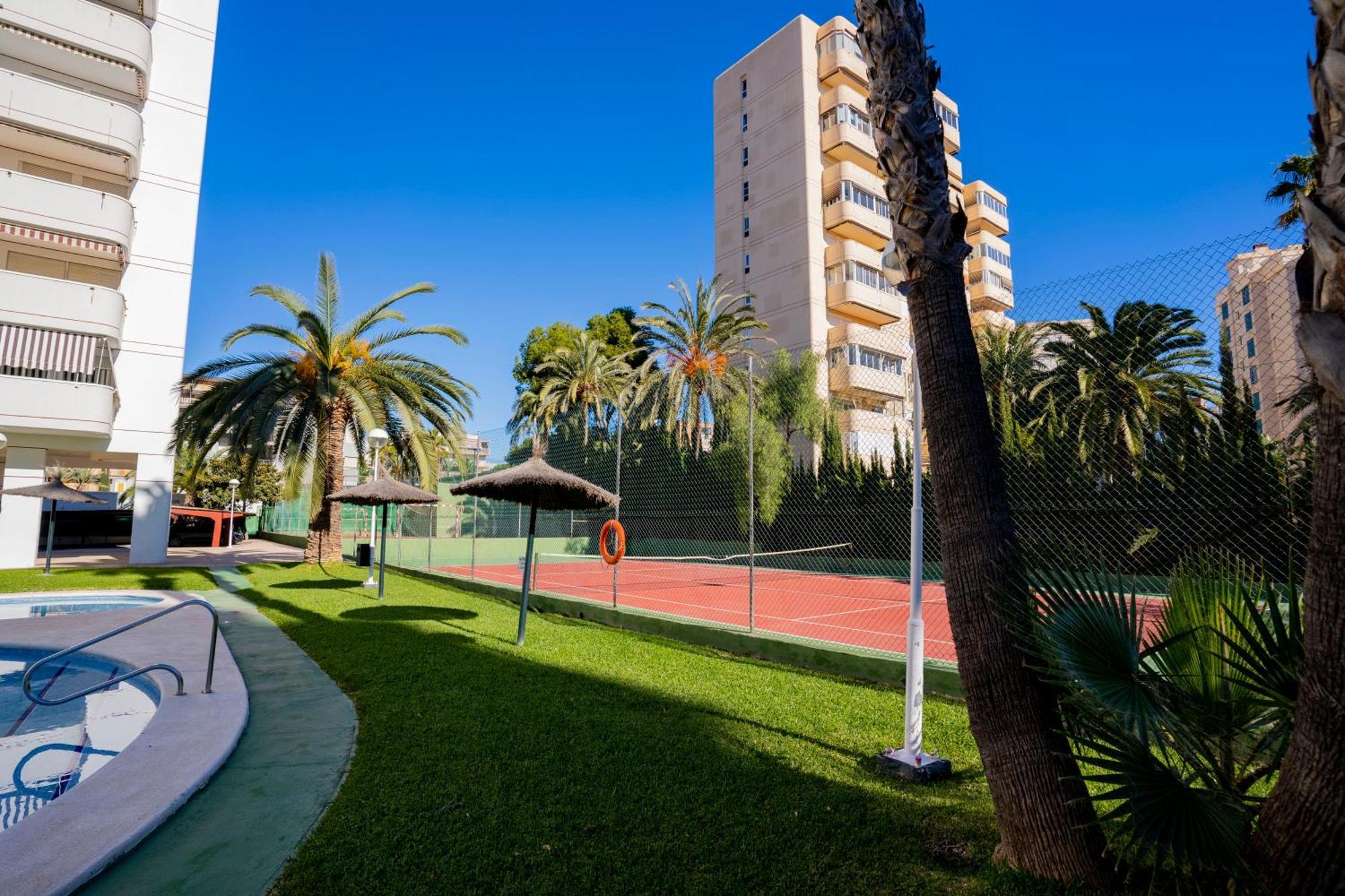 Apartamento Faro Blanco Alicante Ngoại thất bức ảnh